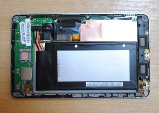 Nexus7を分解したところ